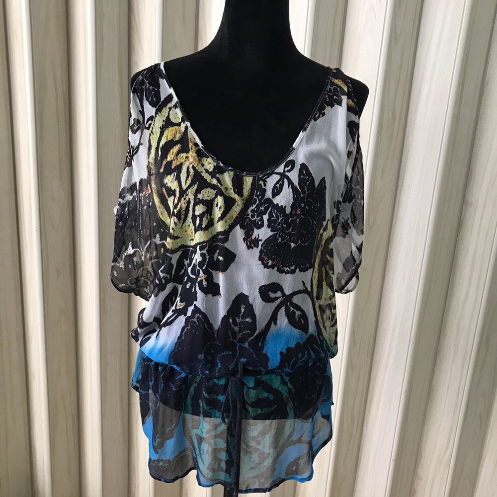 LANGUAGE TUNIC/TOP, MIXED PRINT